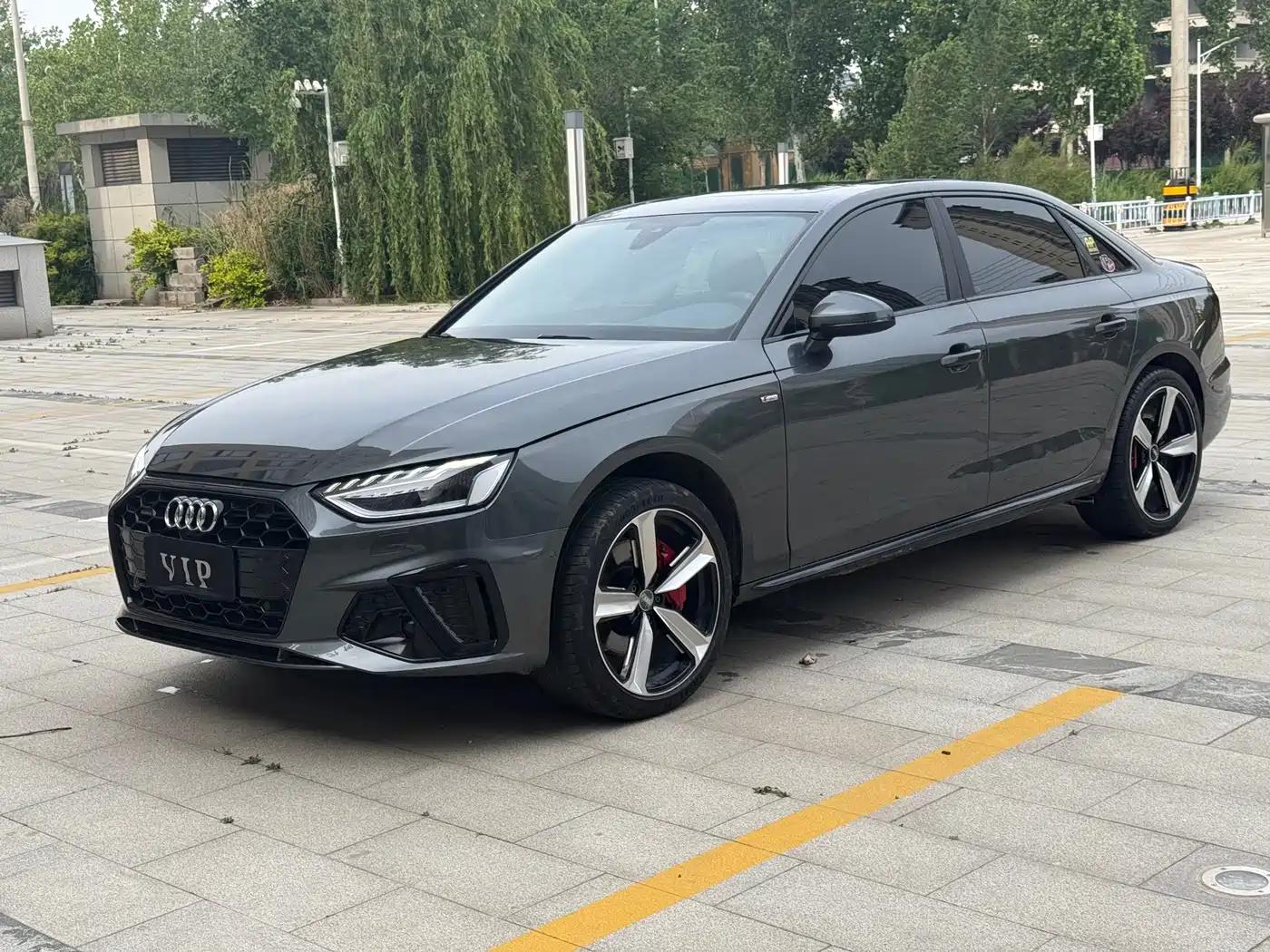 Audi A4L 2023 45 TFSI quattro Premium Sport фото 3