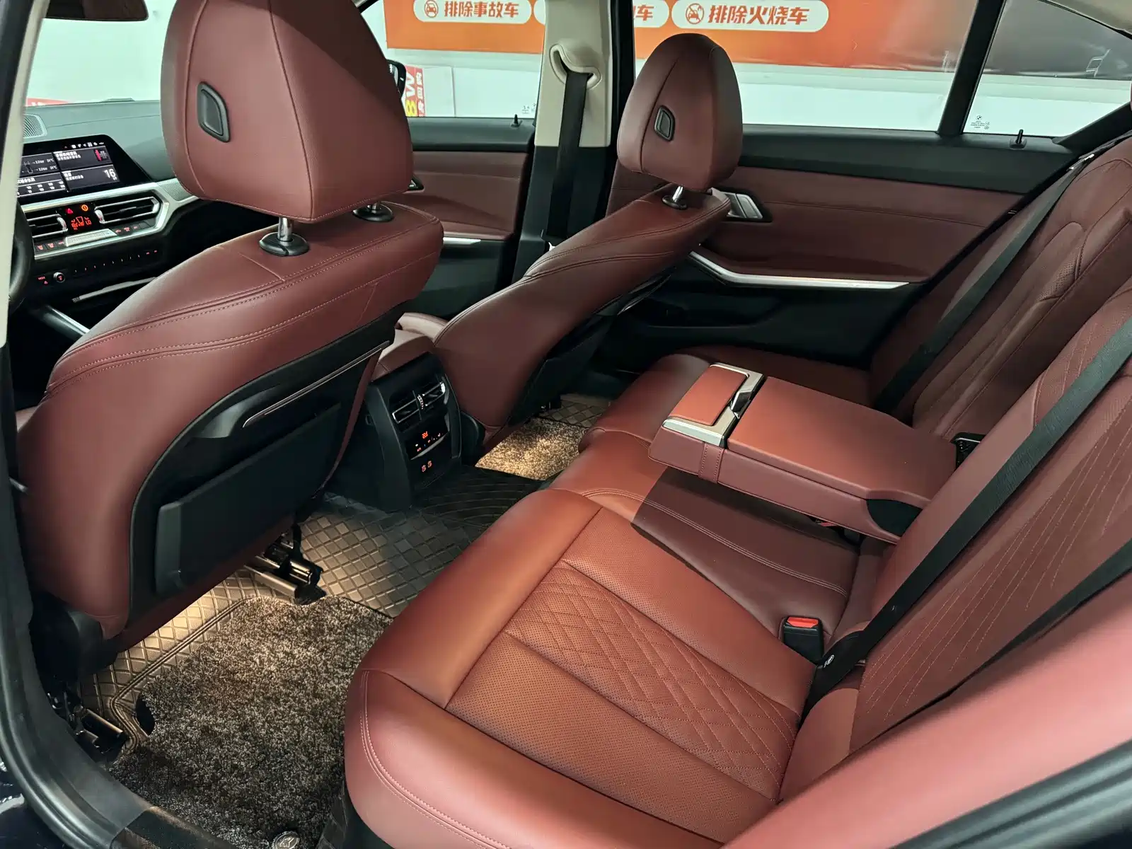 Фото 9 - BMW 3 Series