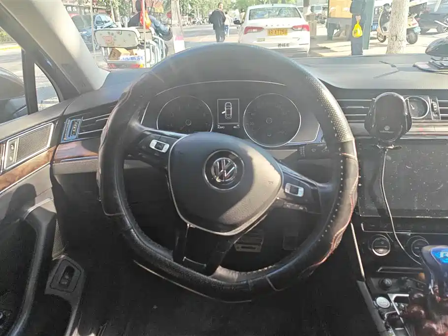 Volkswagen Magotan 2018 380TSI DSG Luxury фото 15