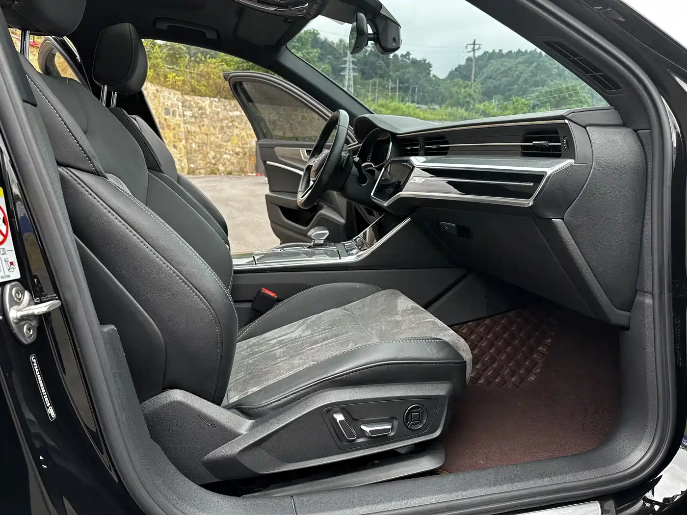 Audi A6L 2023 40 TFSI Luxury Dynamic фото 7