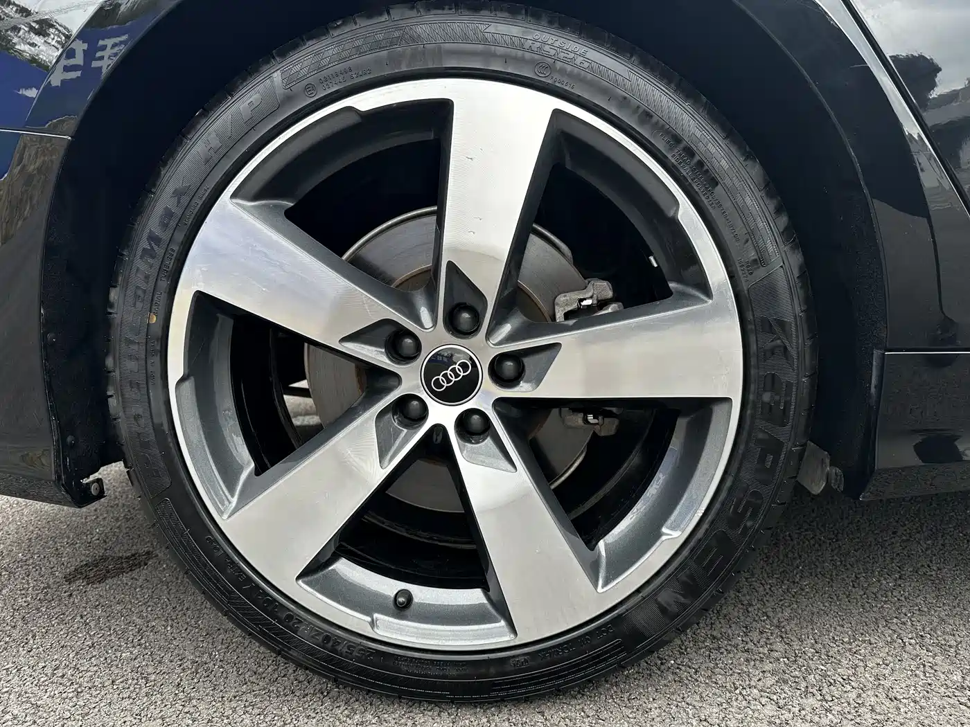 Audi A6L 2023 40 TFSI Luxury Dynamic фото 11