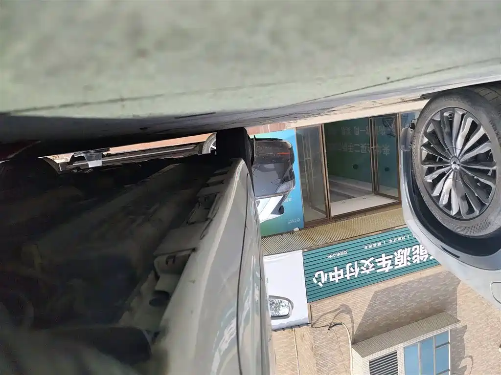 Toyota Camry 2013 200E Classic Elite Edition фото 22