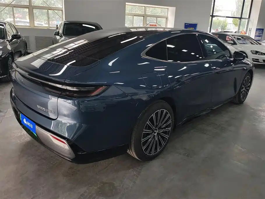 Geely Galaxy Galaxy Xingyao 8 2025 130km EM-P Starship Edition фото 3