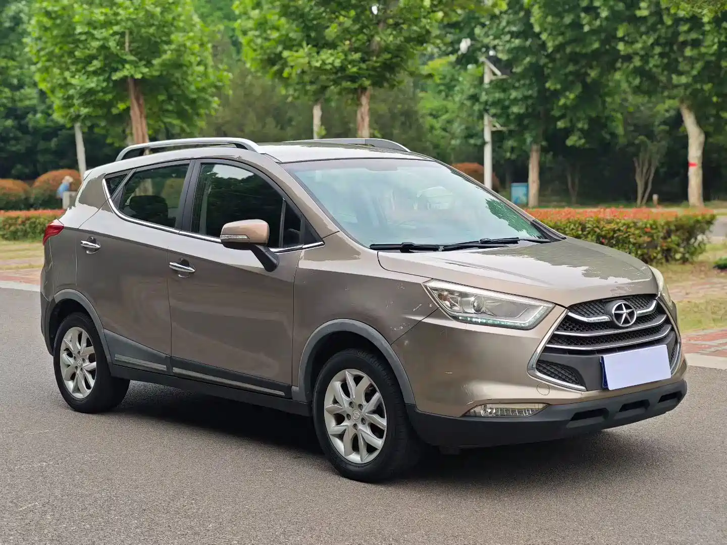 Фото 3 - JAC Refine S3