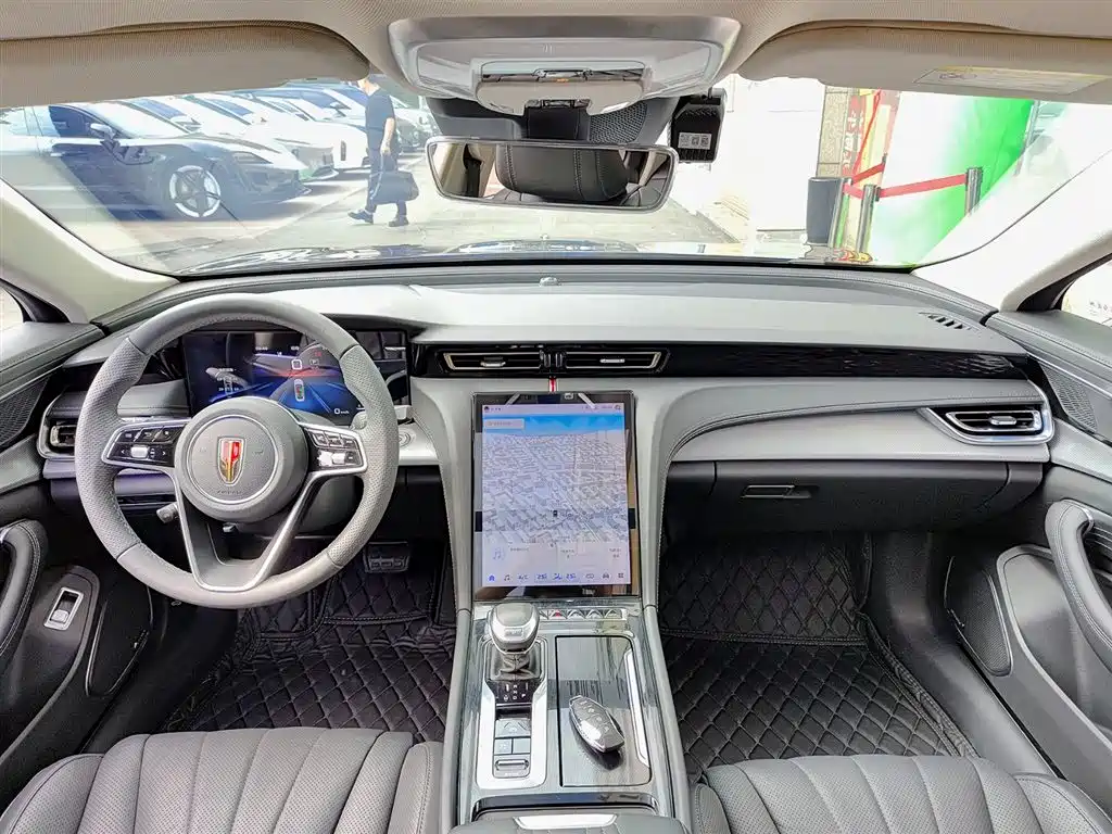 Hongqi H5 2023 2.0T Auto Smart Connect Flag Comfort фото 10