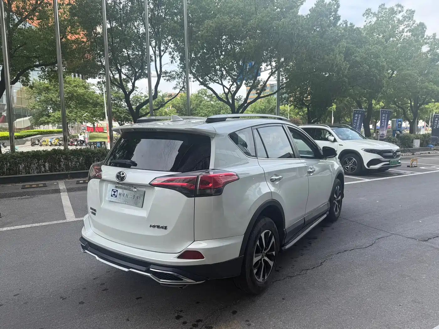 Toyota RAV4 Rongfang 2016 2.0L CVT 2WD Smart (China V) фото 5
