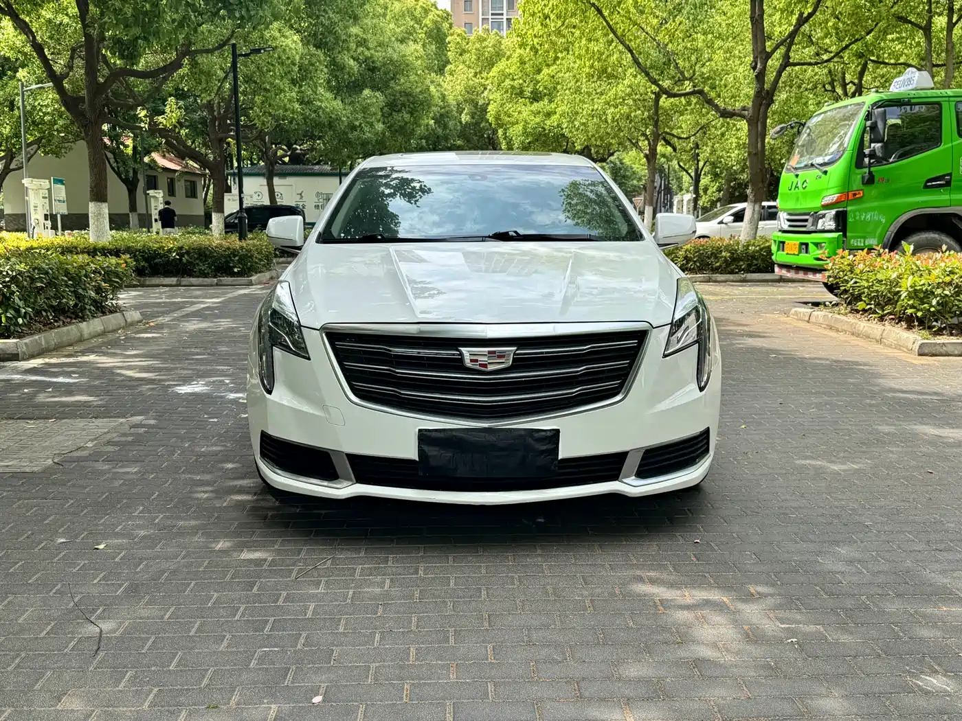 Cadillac XTS 2018 28T Luxury Model фото 2