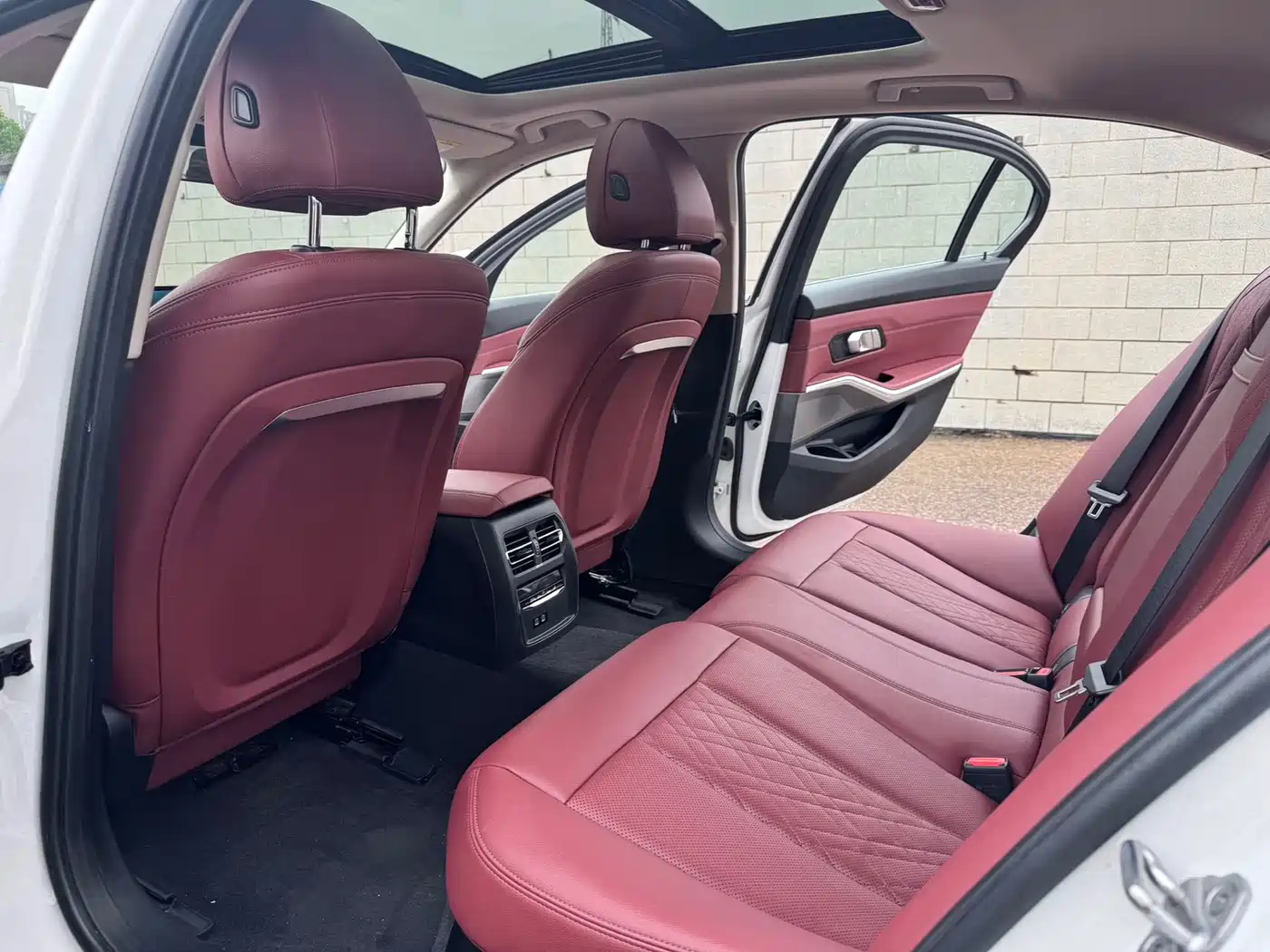BMW i3 2024 eDrive 35 L фото 6