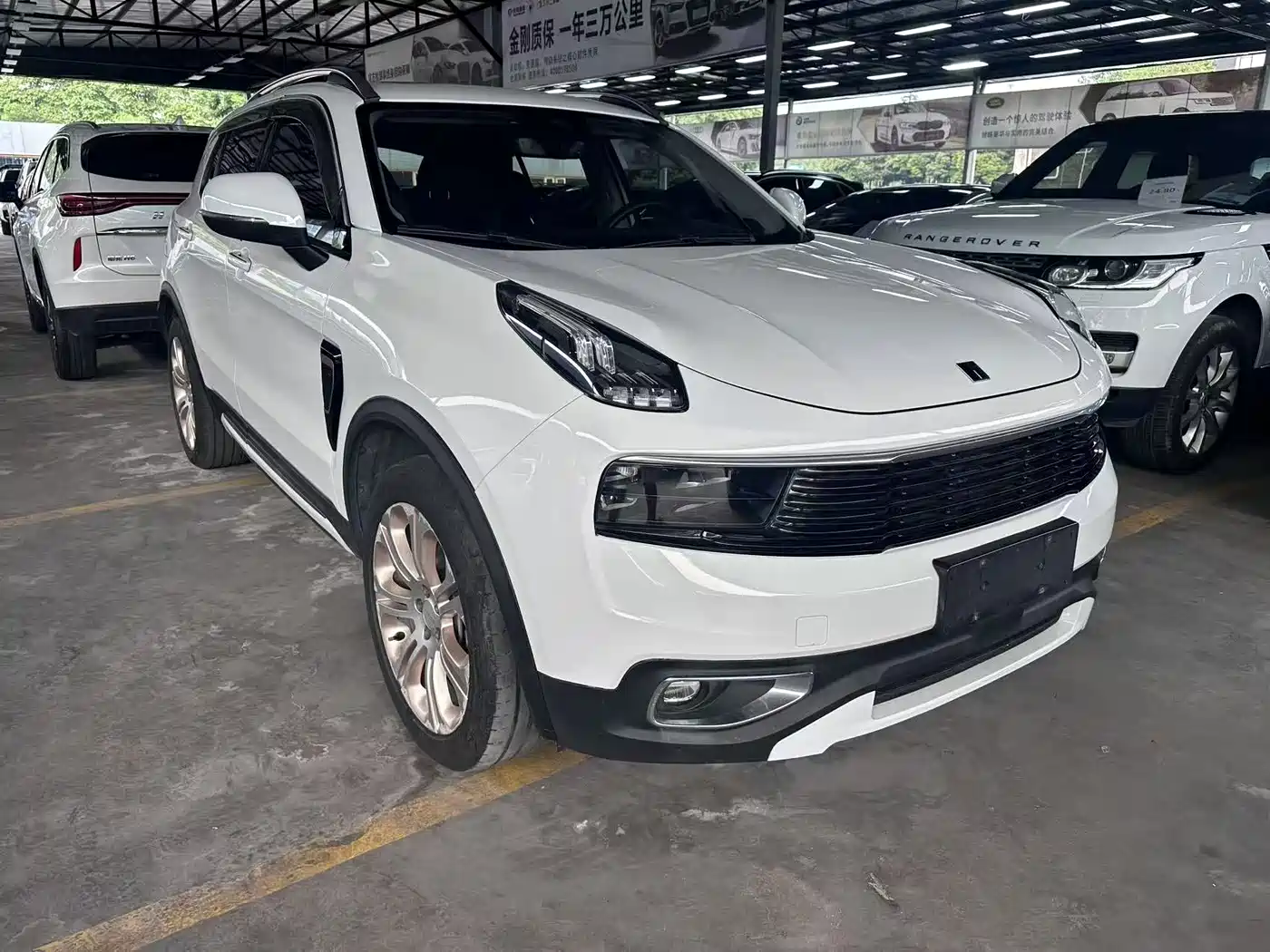 Lynk & Co 01 2017 2.0T 2WD Pro Version фото 3