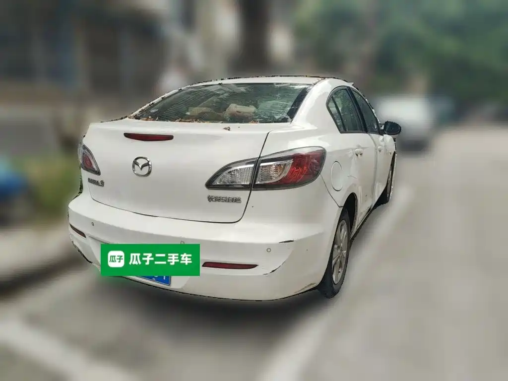 Mazda Mazda3 Axela 2014 2013 Sedan 1.6L Automatic Elite
