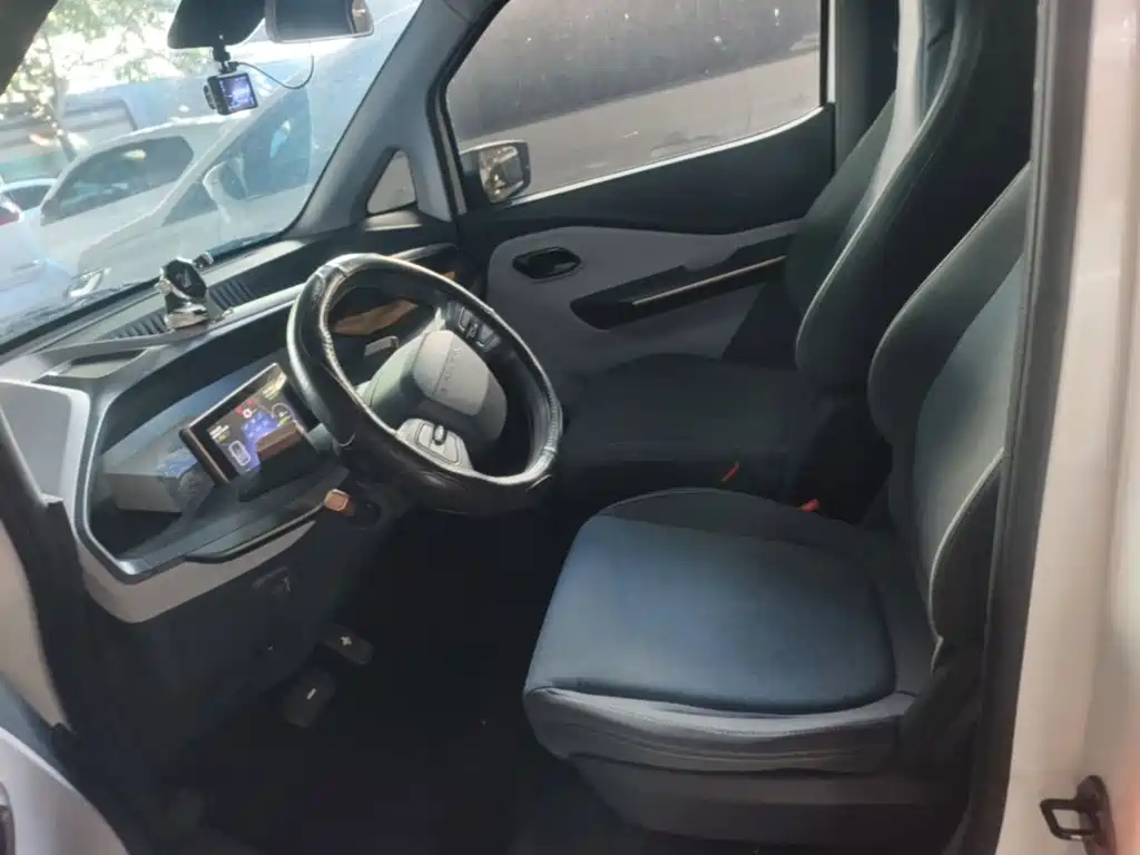 Baojun E200 2020 2020 305KM Smart Edition