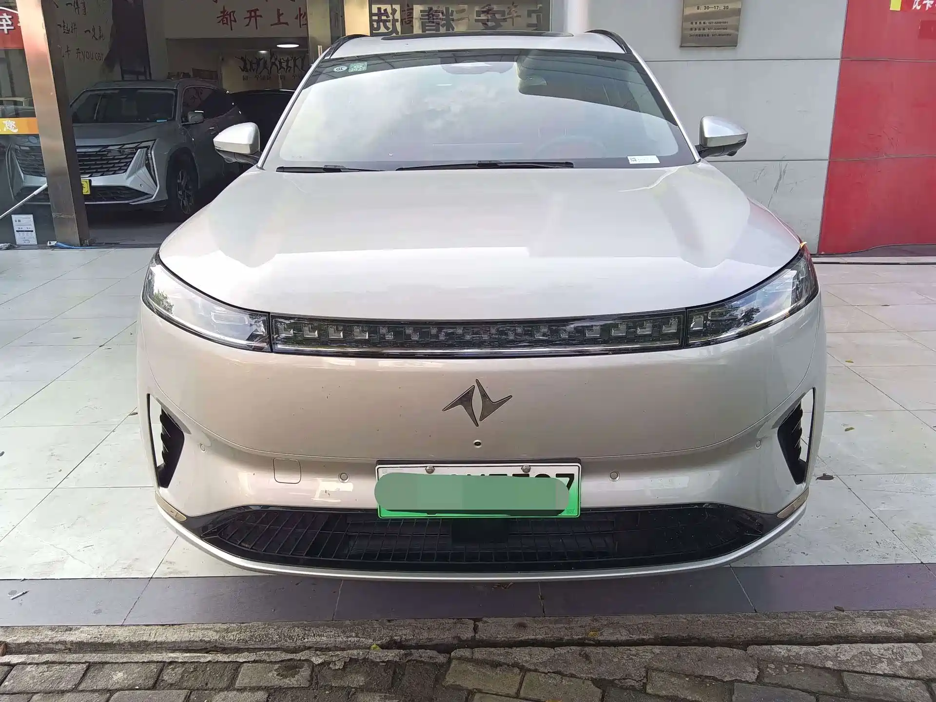 Фото 2 - Dongfeng Yipai eπ008