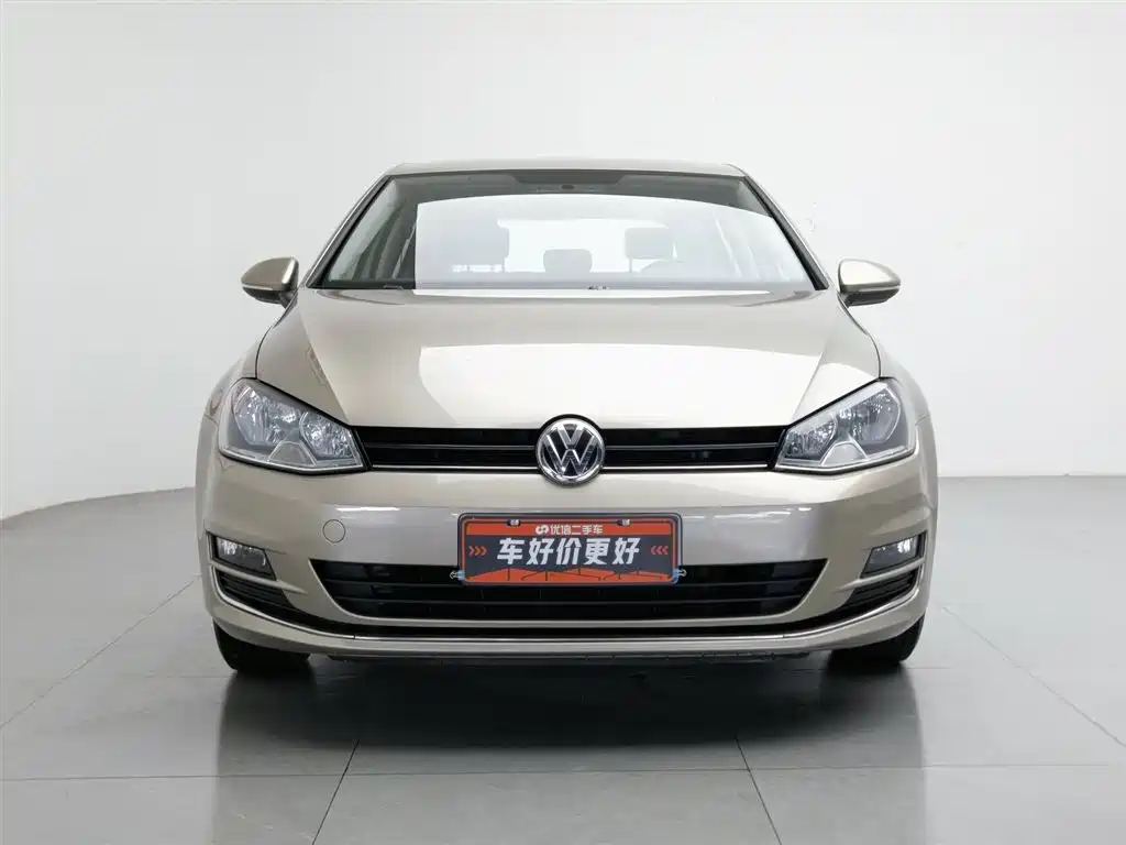 Volkswagen Golf 2016 1.6L Automatic Fashion фото 3