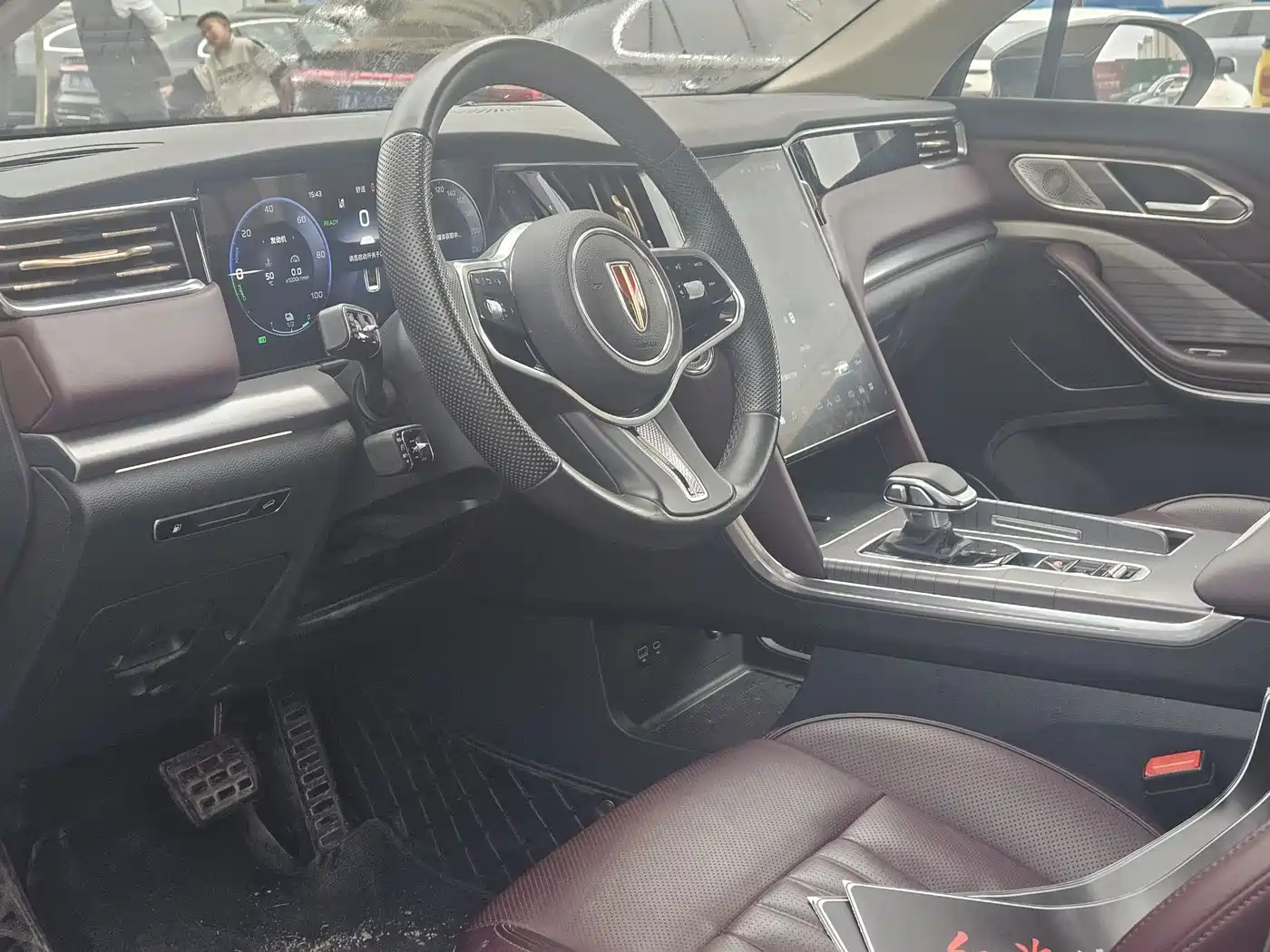 Hongqi HS7 PHEV 2025 2024 2.0T PHEV 4WD Flagship Edition 6-seater