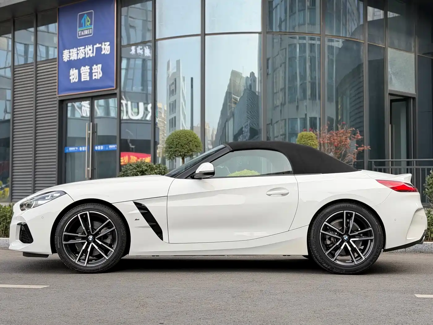 BMW Z4 2022 sDrive 25i M Sport Package фото 5