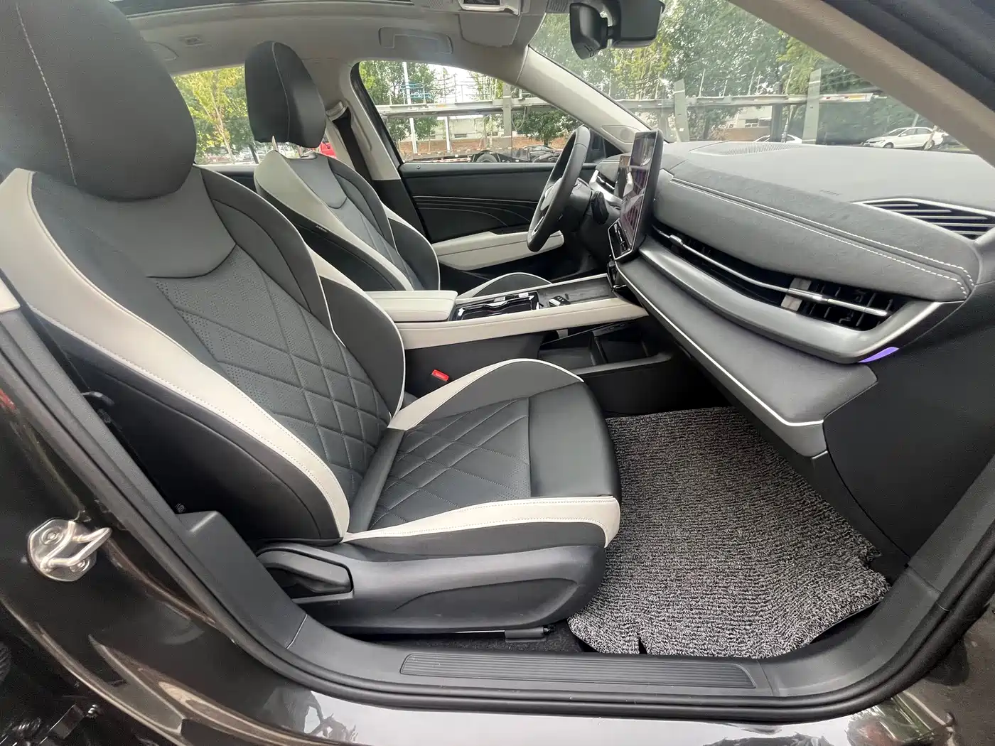 Volkswagen Sagitar, миниатюра 13