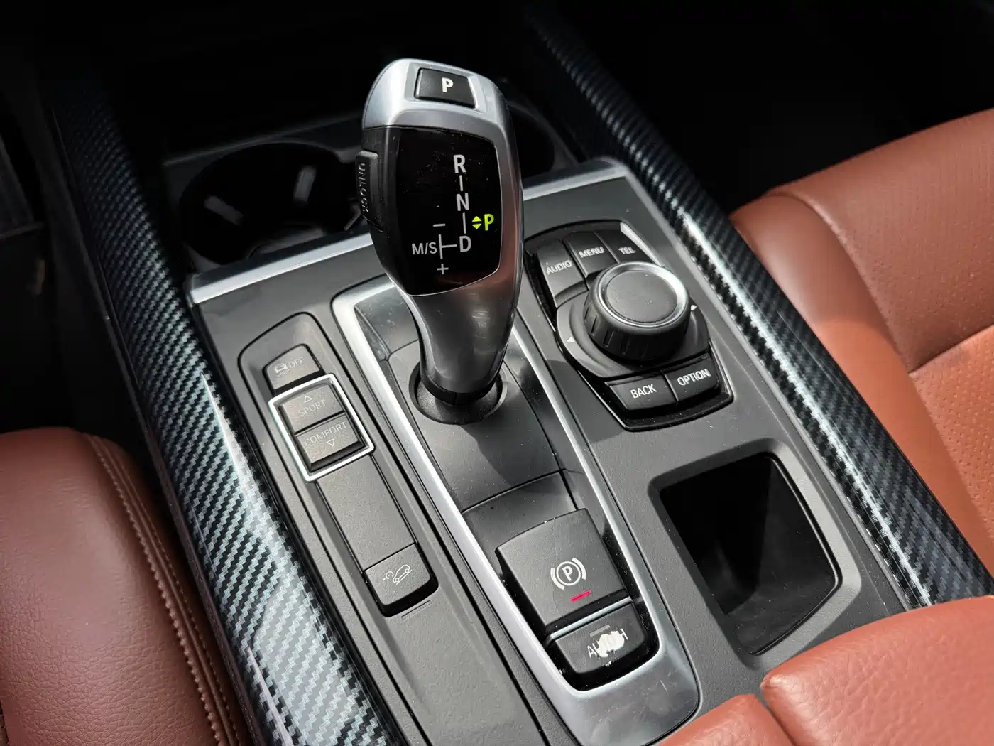 BMW X5 (Import) 2017 xDrive35i Leading Edition фото 7