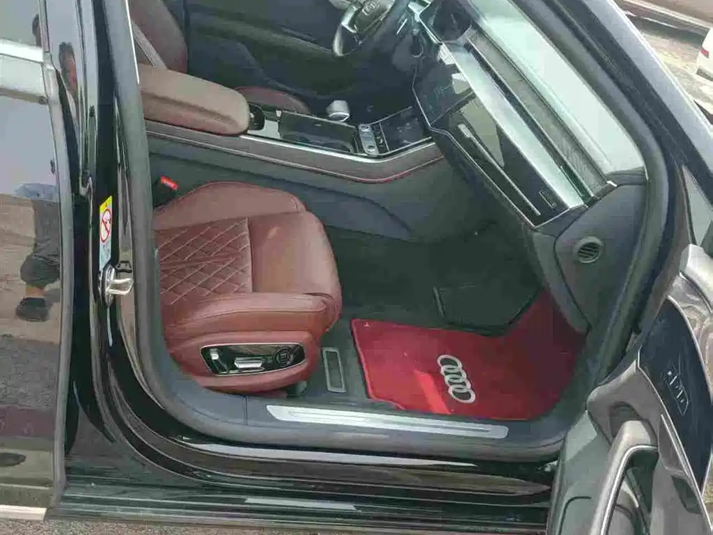 Audi A8 2021 A8L 50 TFSI quattro Comfort фото 5