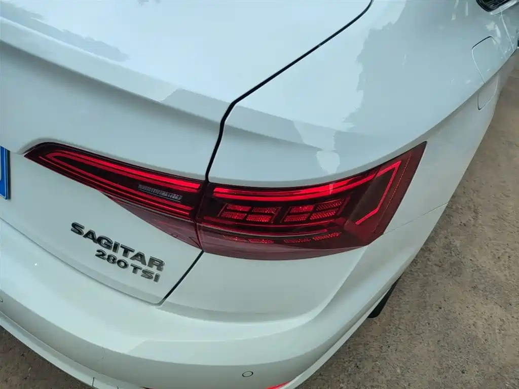 Volkswagen Sagitar 2021 280TSI DSG Comfort Smart Connect Edition фото 8