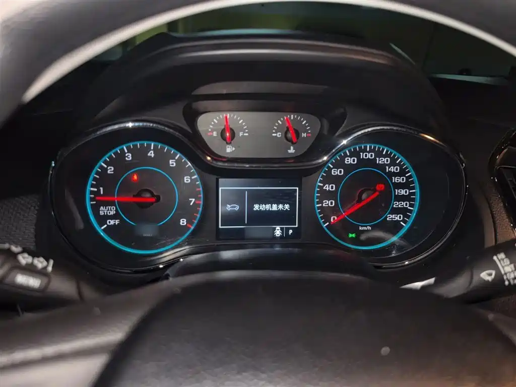 Chevrolet Cruze 2017 1.5L Automatic Pioneer Sunroof фото 4