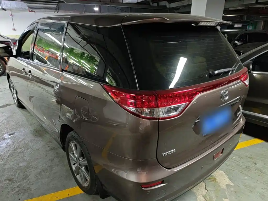 Toyota Previa 2017 2012 2.4L 7-Seater Luxury Edition
