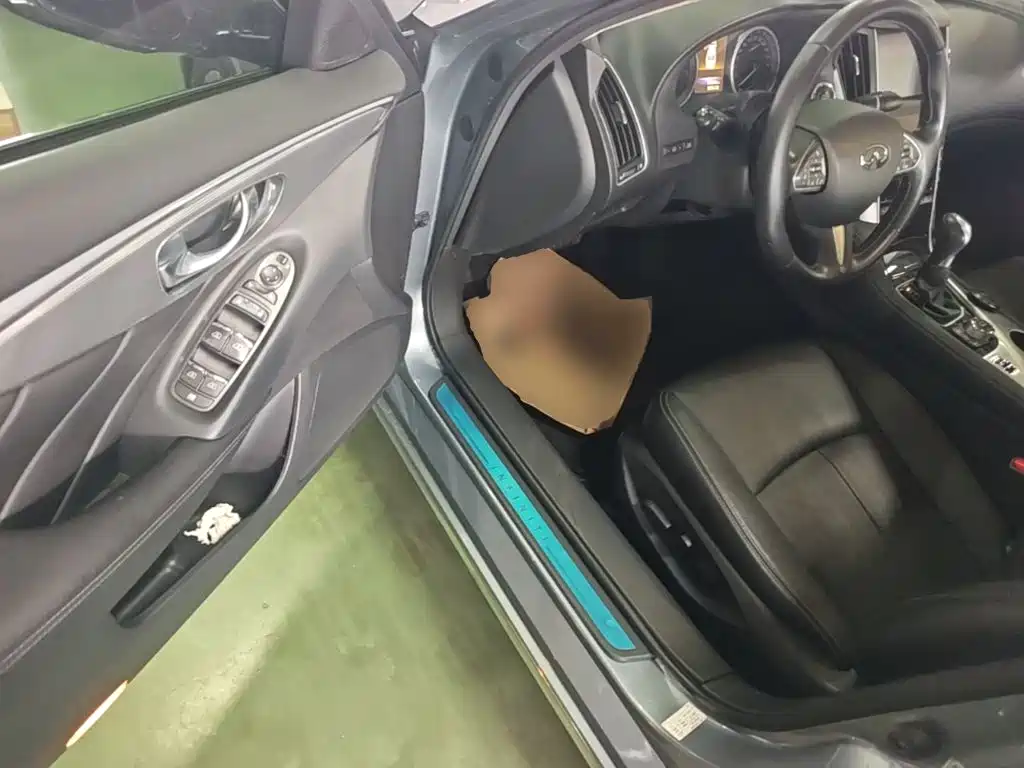 Infiniti Q50L 2017 2016 Model 2.0T Progressive Edition