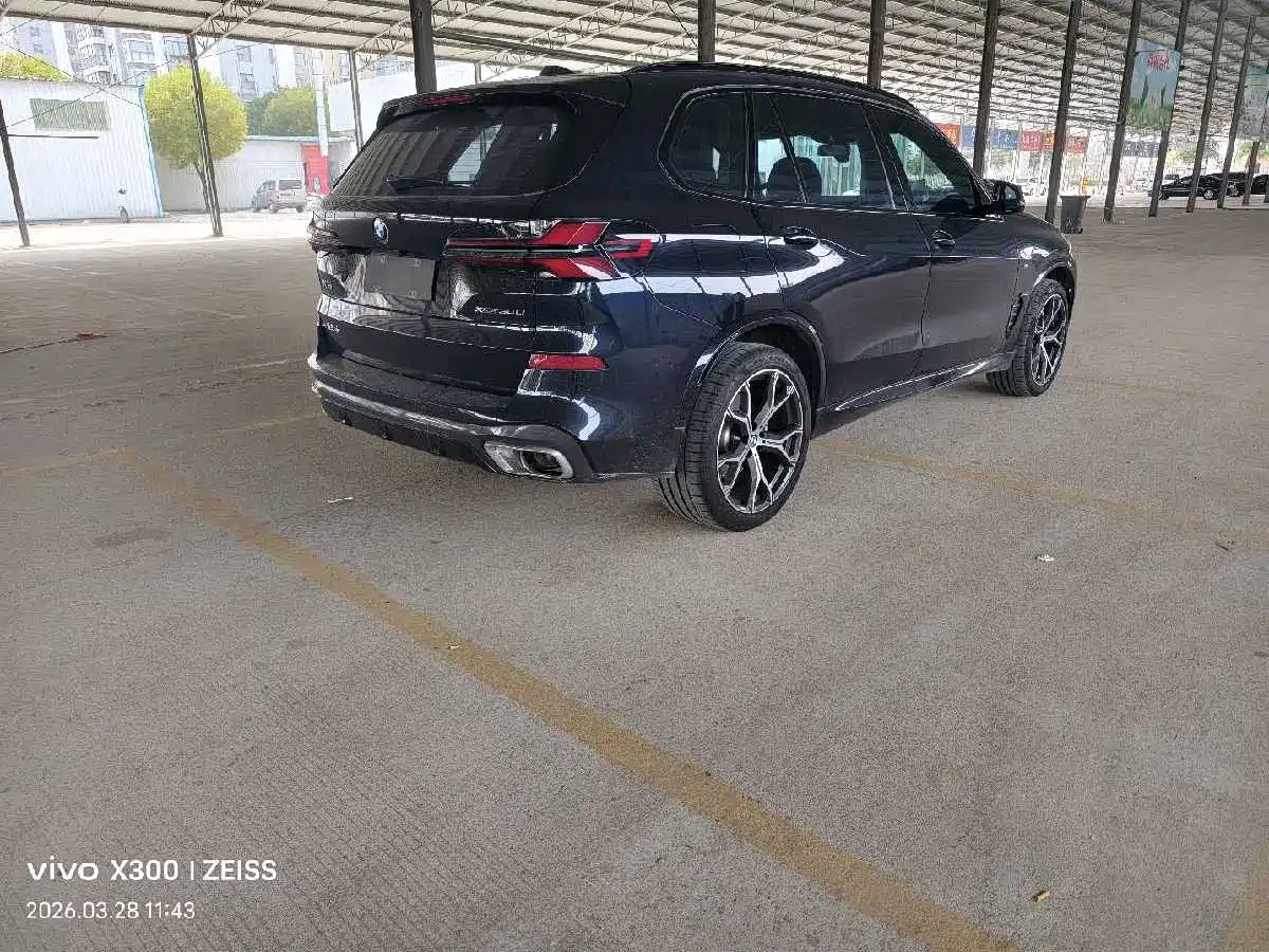 BMW X5 2023 xDrive 30Li Premium M Sport Black Night Package фото 7
