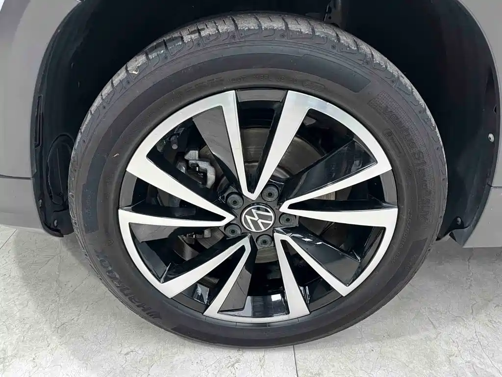 Volkswagen Tharu, миниатюра 24