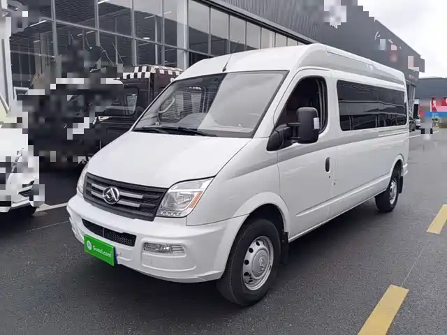 SAIC Maxus Xintu V80 2021 2.0T Manual Classic Aoyuntong Long Wheelbase Medium Roof 6/7/8/9-Seater