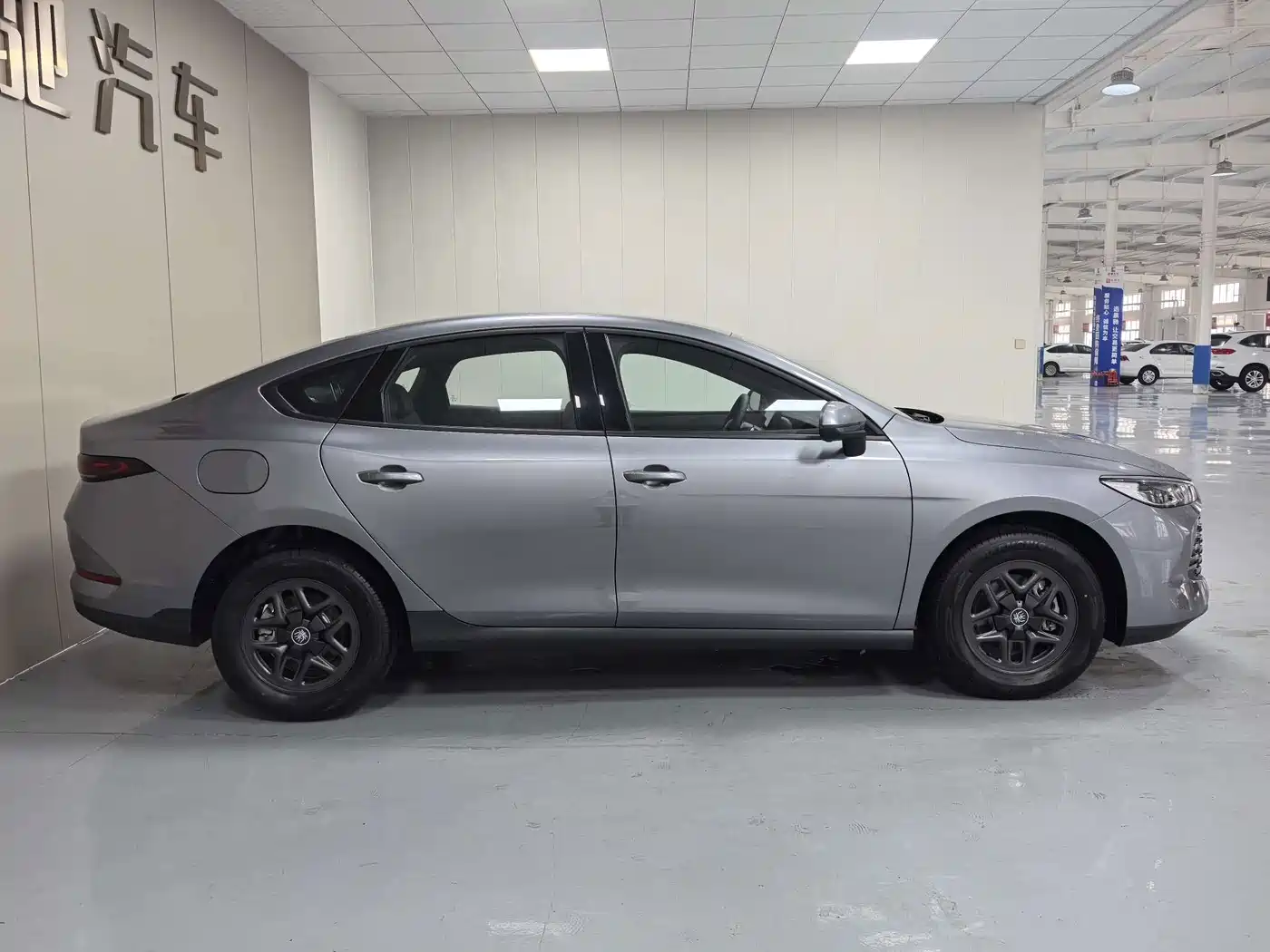 Photo 7 - BYD Qin PLUS