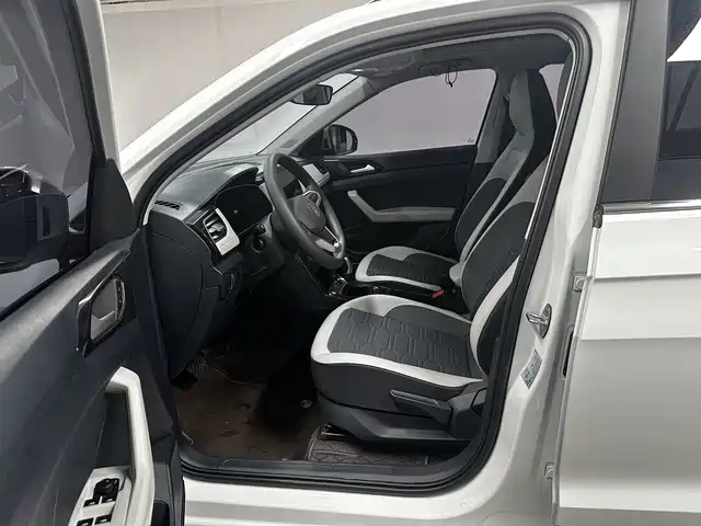 VOLKSWAGEN TUYUE