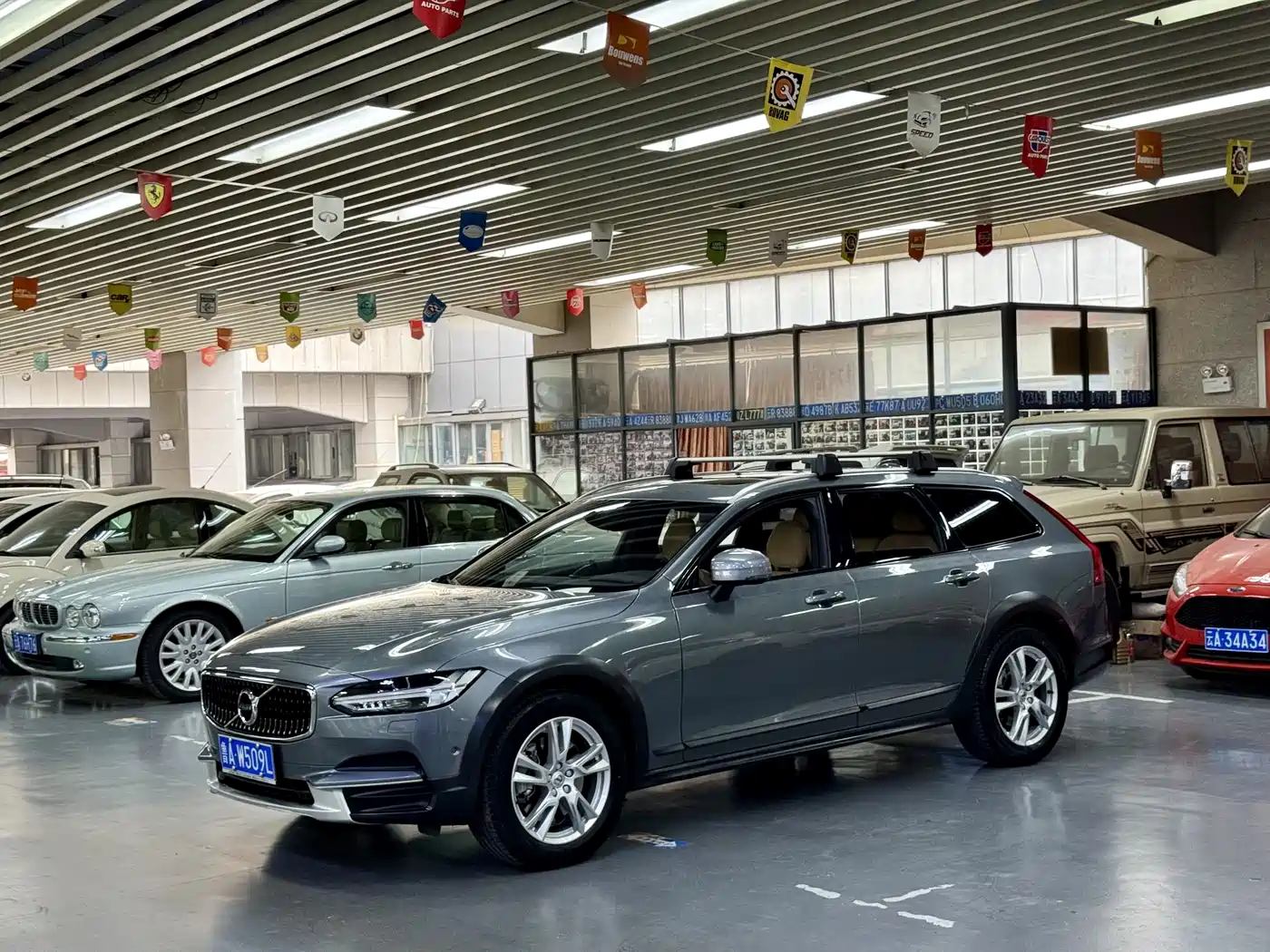 Фото 17 - Volvo V90