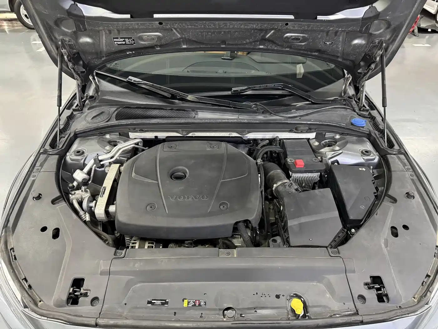 Фото 22 - Volvo V90