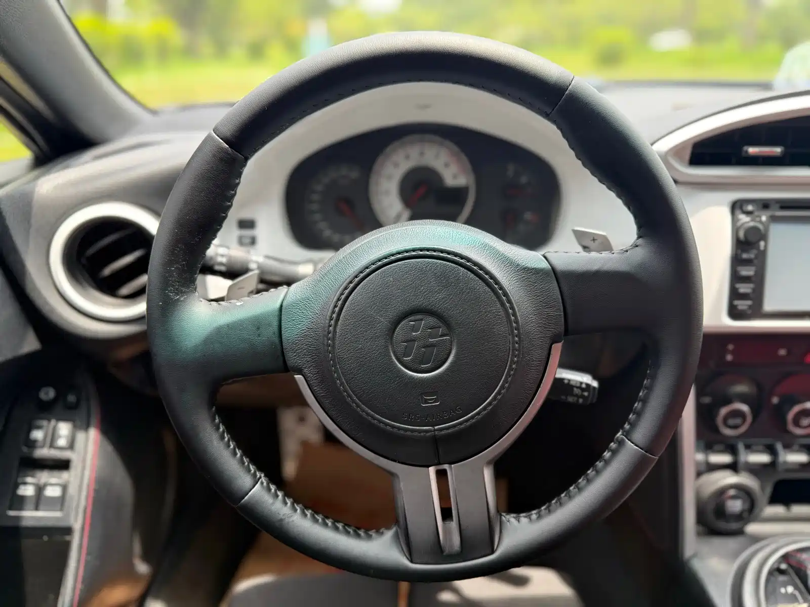 Фото 9 - Toyota 86