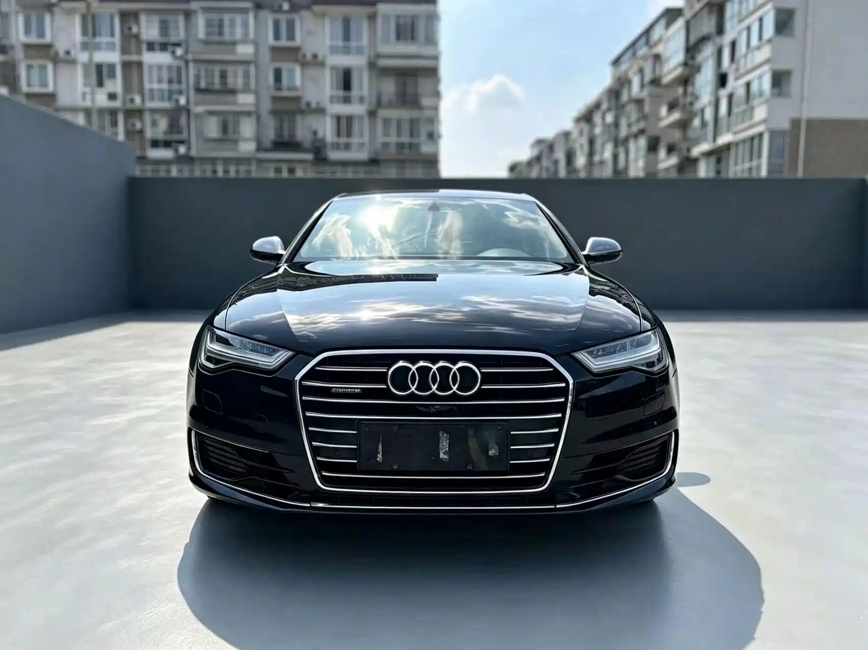 Фото 2 - Audi A6L