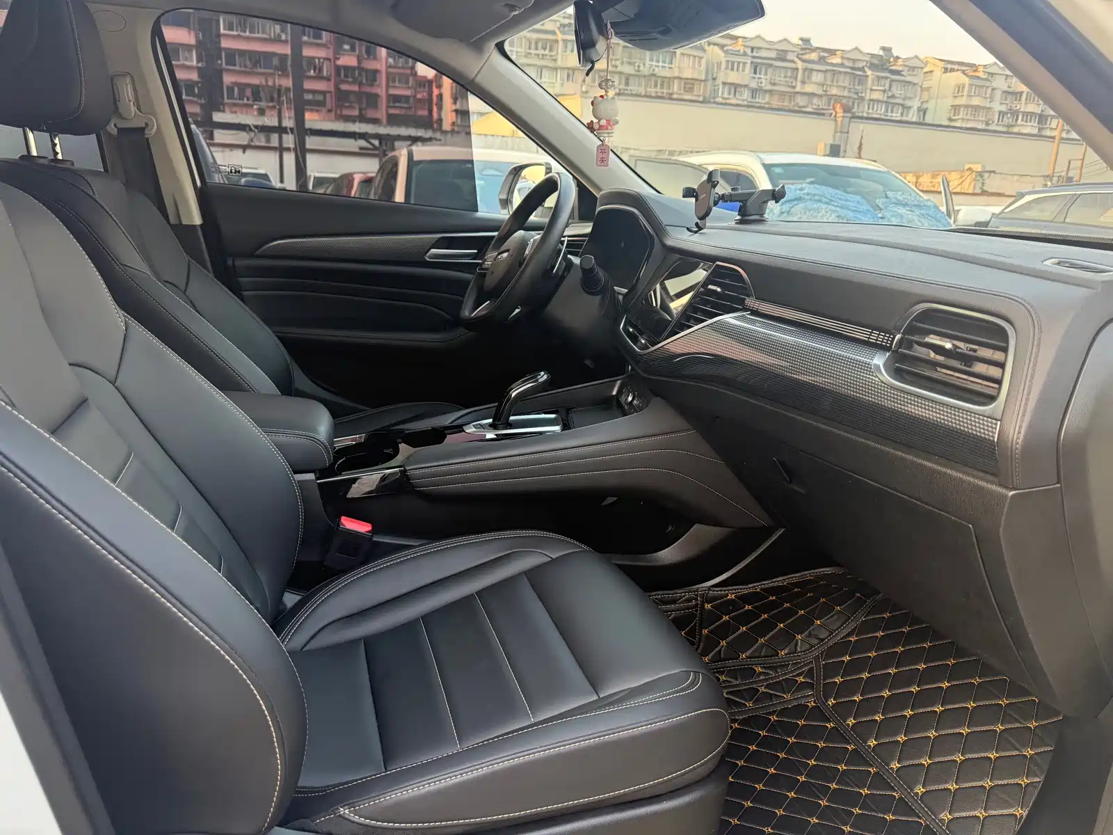 Фото 4 - Haval F7x