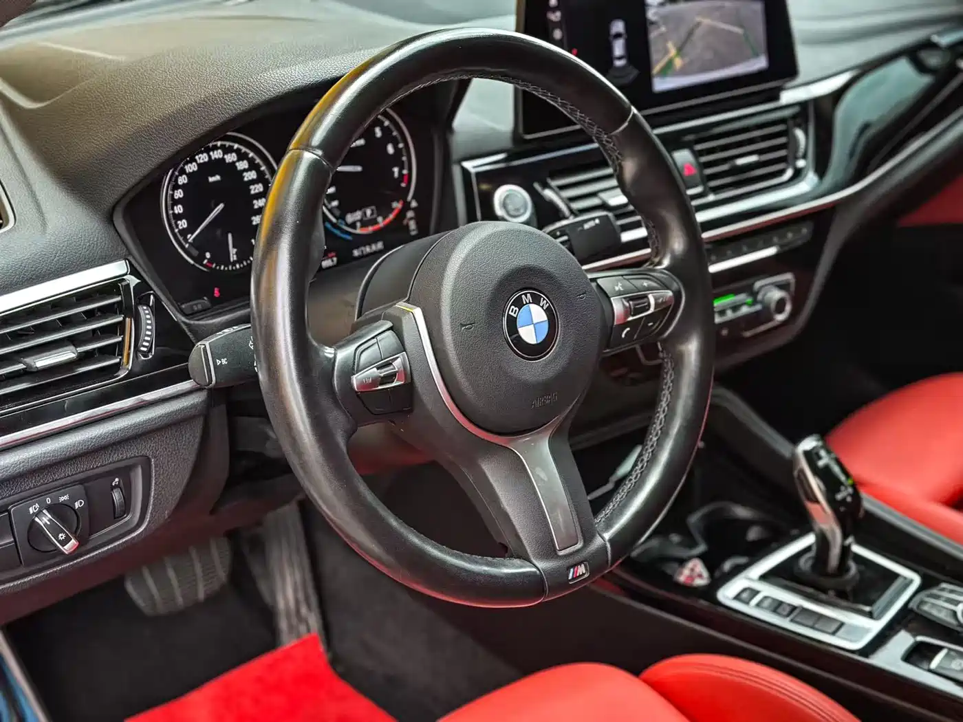 BMW 1 Series 2021 125i M Sport Black Night Edition фото 4