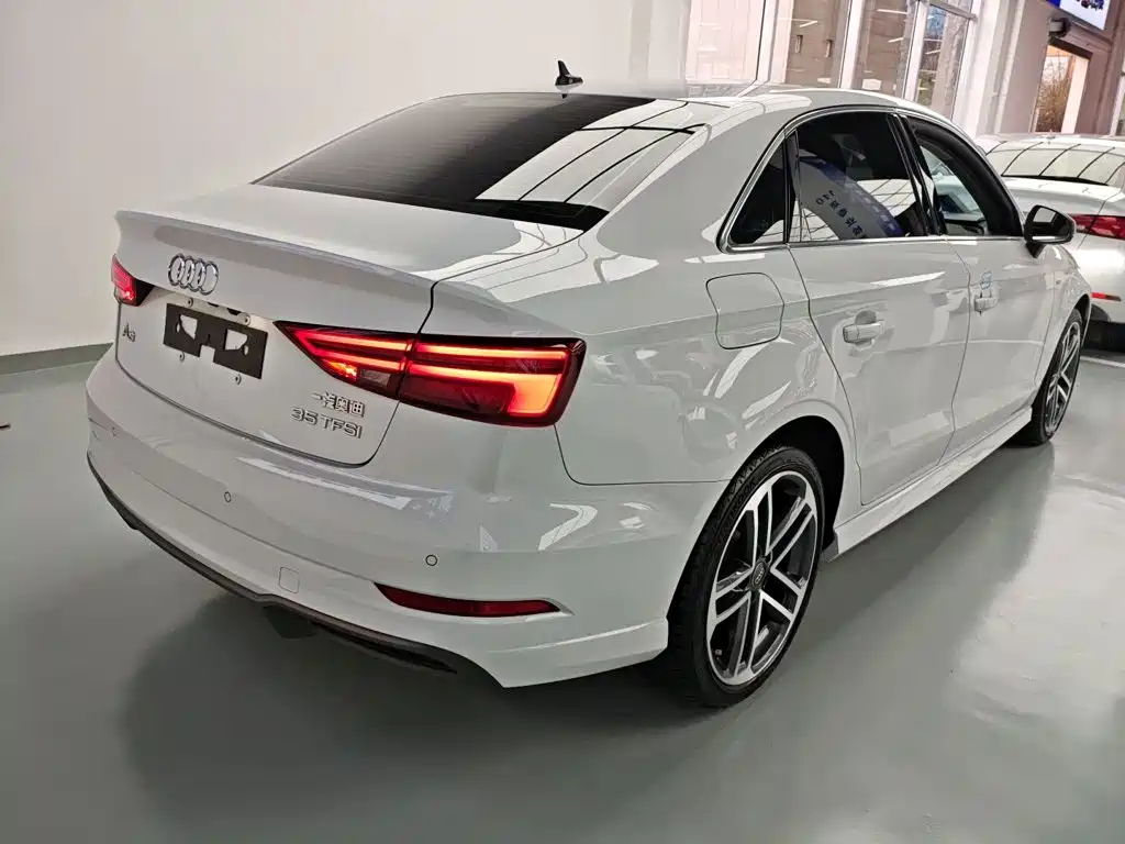 Фото 7 - Audi A3