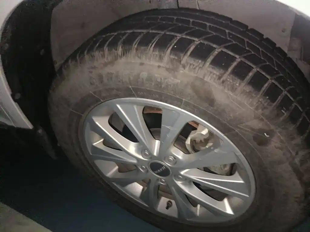 Photo 6 - Haval H6