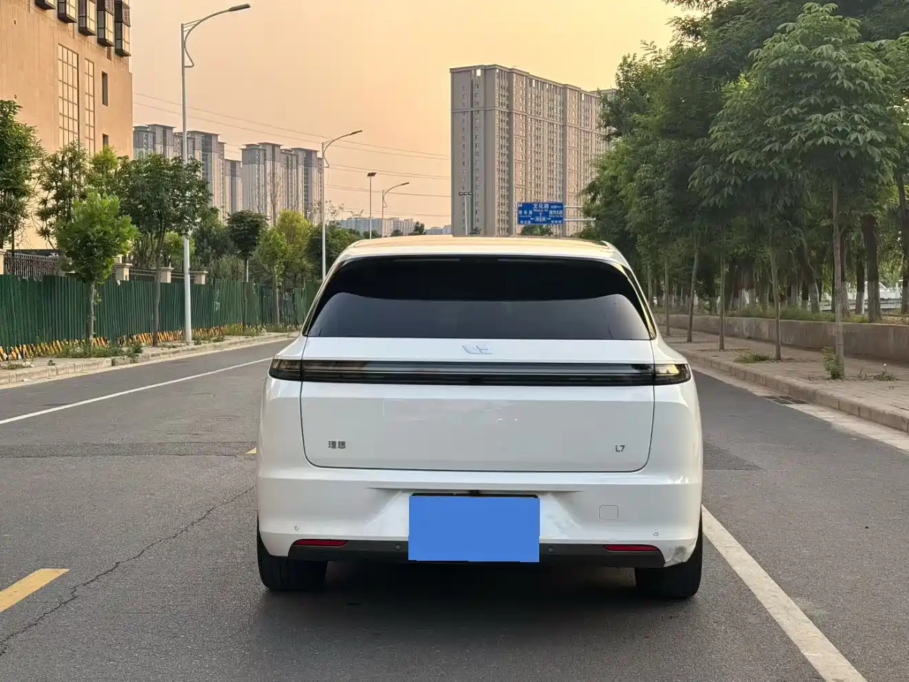  Li Auto Li Auto L7 2023 Pro 8