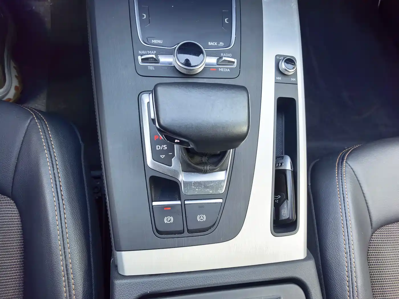 Audi Q5L 2018 40 TFSI Prestige Fashion (China V) фото 10