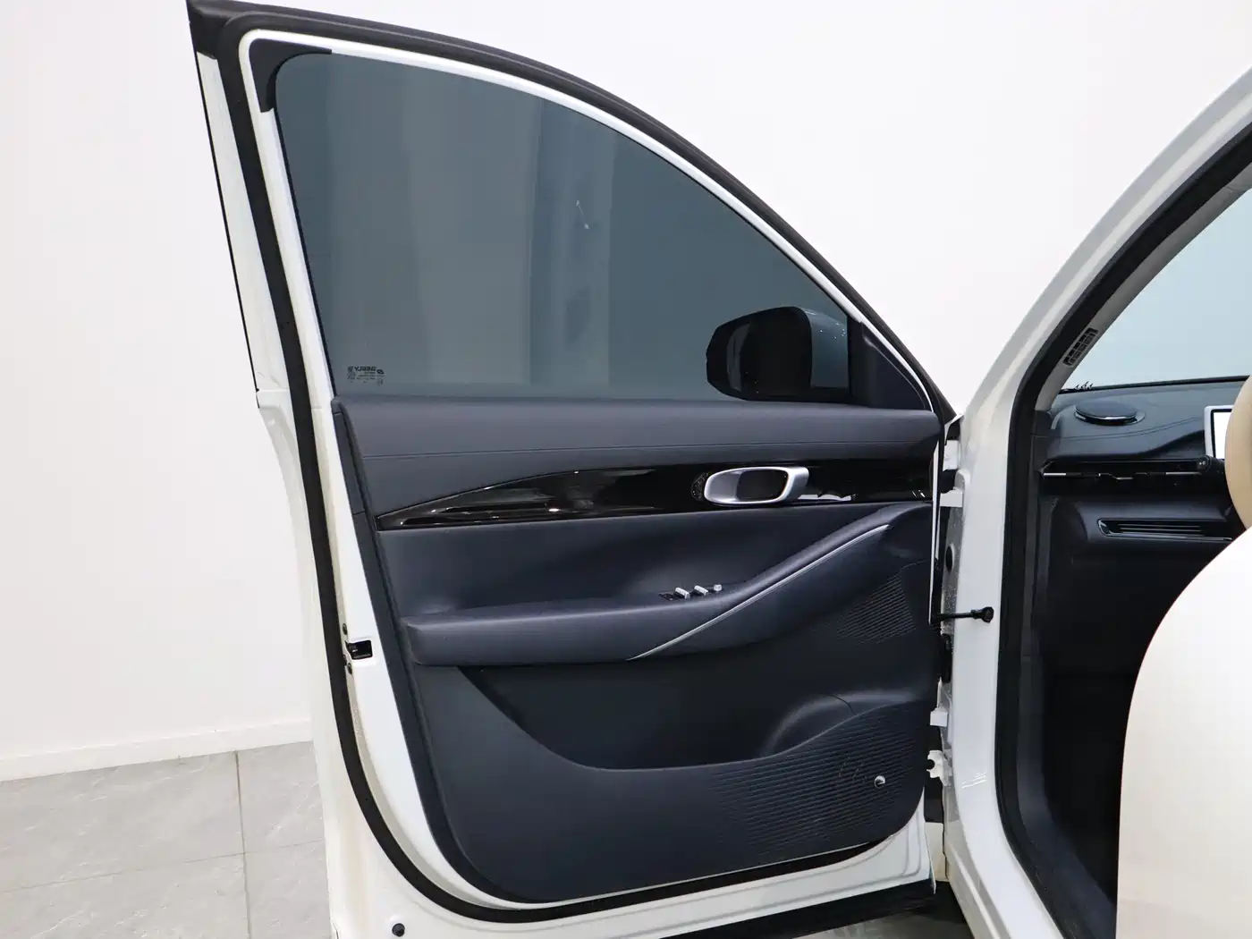 GEELY GALAXY GALAXY E5