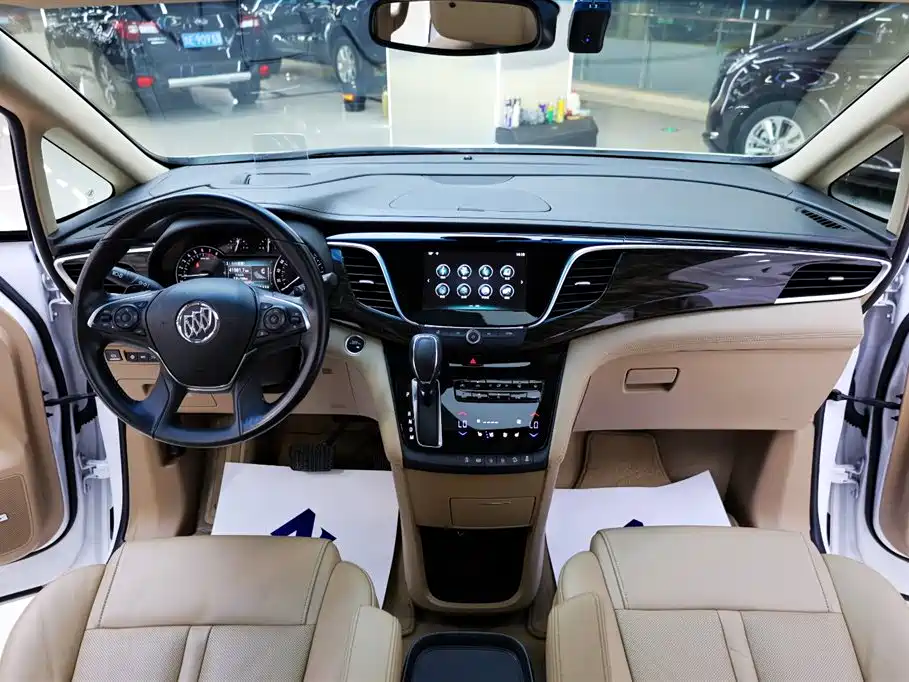 Buick GL8 2017 ES 28T Flagship China V фото 18