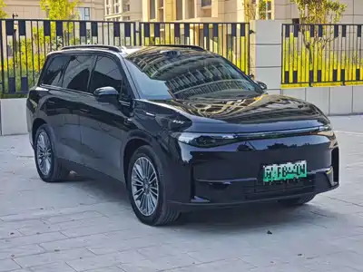 Leapmotor C16