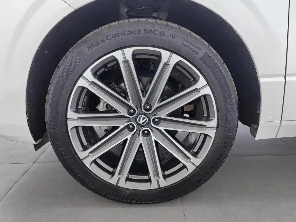 Changan UNI-K 2023 2024 2.0T FWD Global Edition