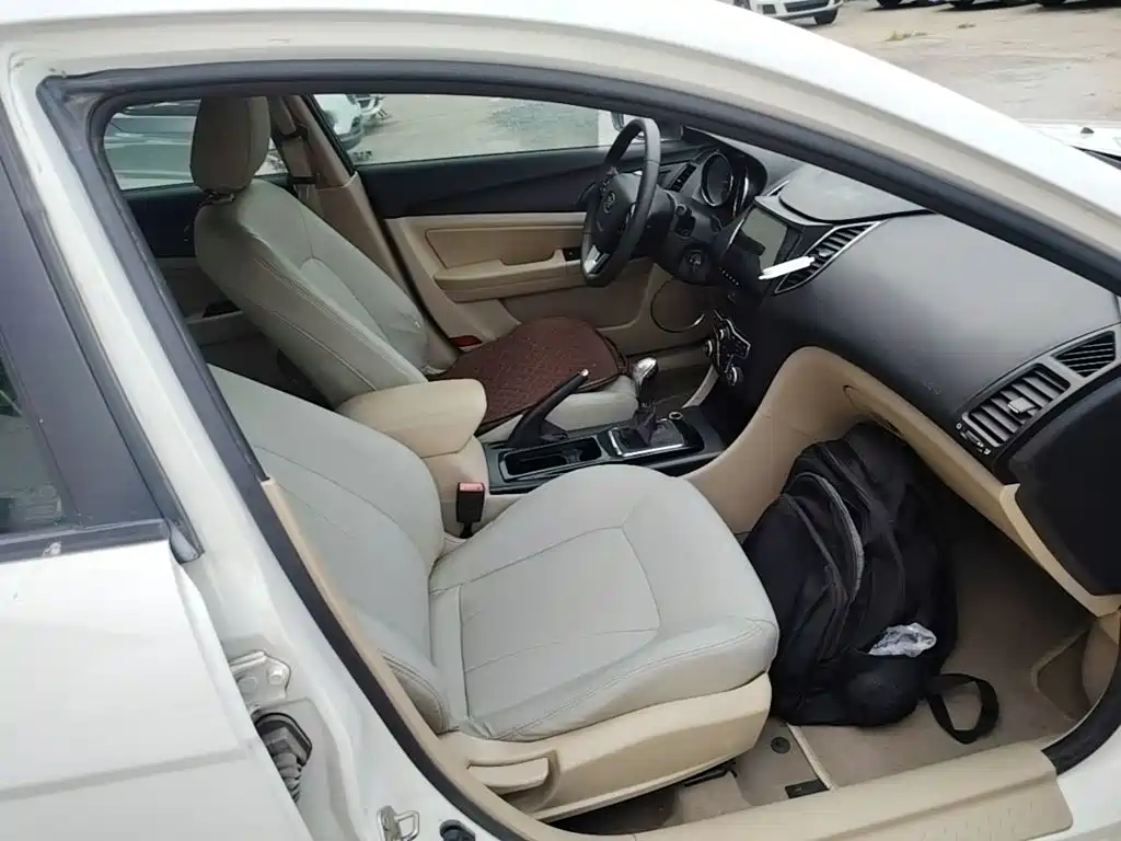 Besturn B50 2015 2013 1.6L Manual Comfort