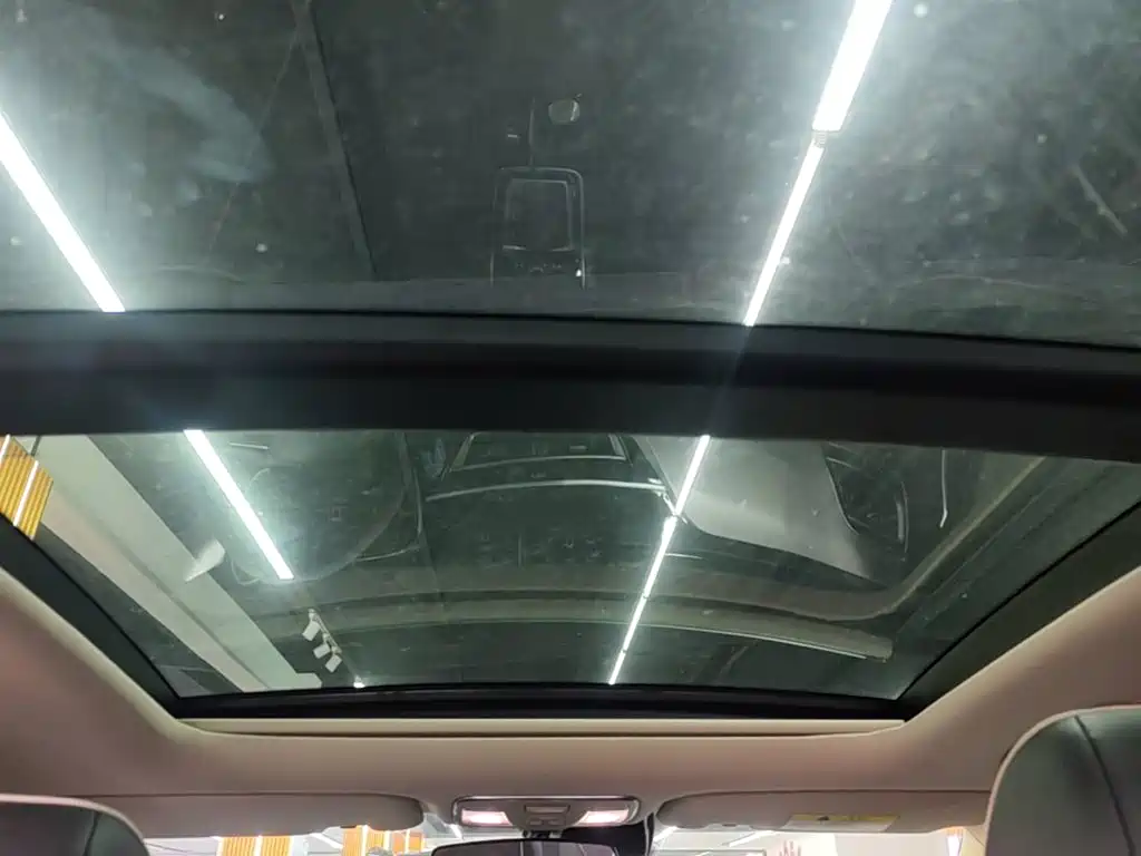 Changan Raeton CC 2018 2018 1.5T Auto Premium Class China V