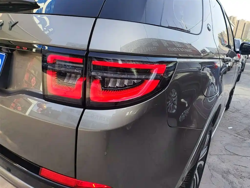 Land Rover Discovery Sport 2021 249PS R-Dynamic HSE Luxury Custom Edition фото 7