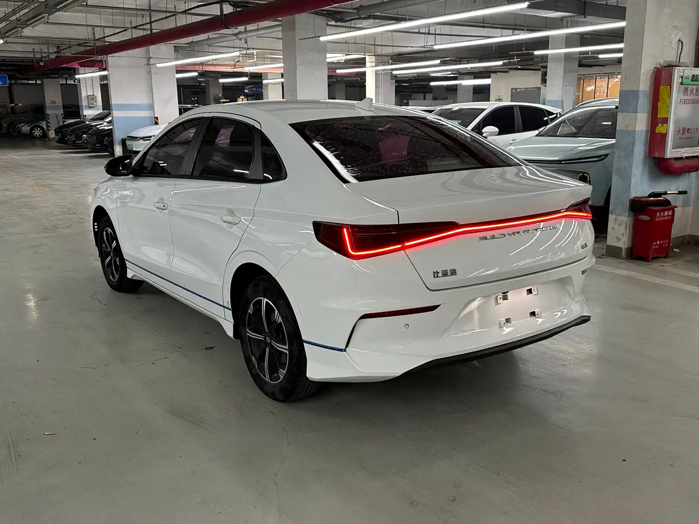 BYD e3 2020 2020 Long Range Edition Glamour Luxury Model