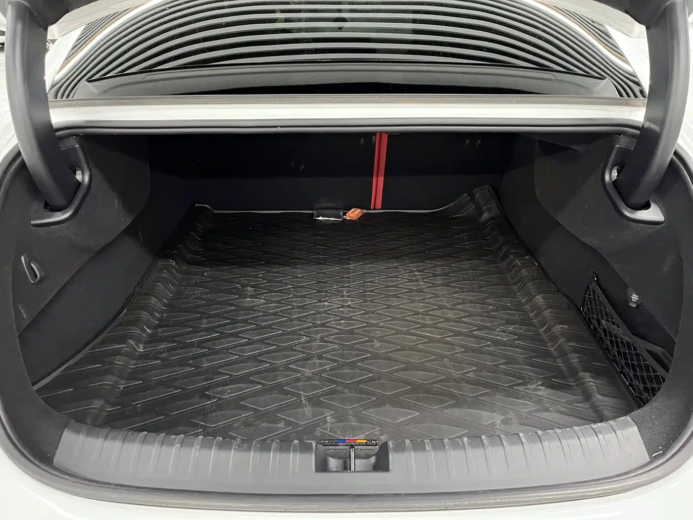 Xiaomi Auto Xiaomi SU7 2024 AWD Extended Range Advanced Smart Driving Max Edition фото 15